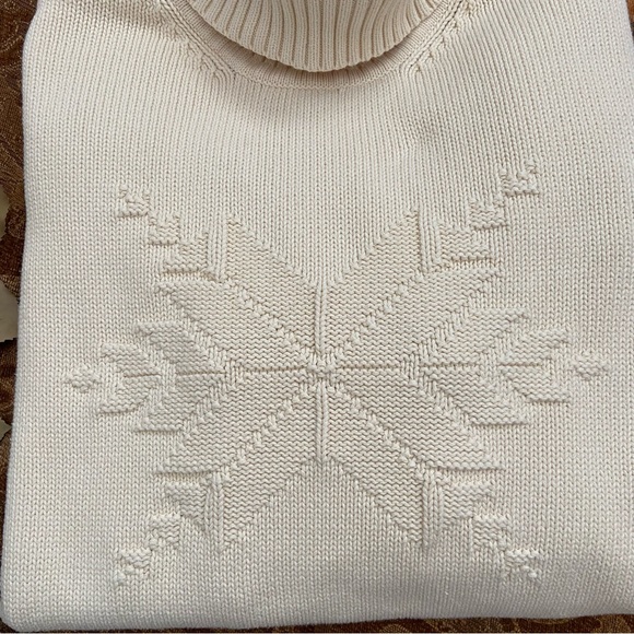 Ralph Lauren Snowflake Sweater, Warm + Cozy - Picture 9 of 13